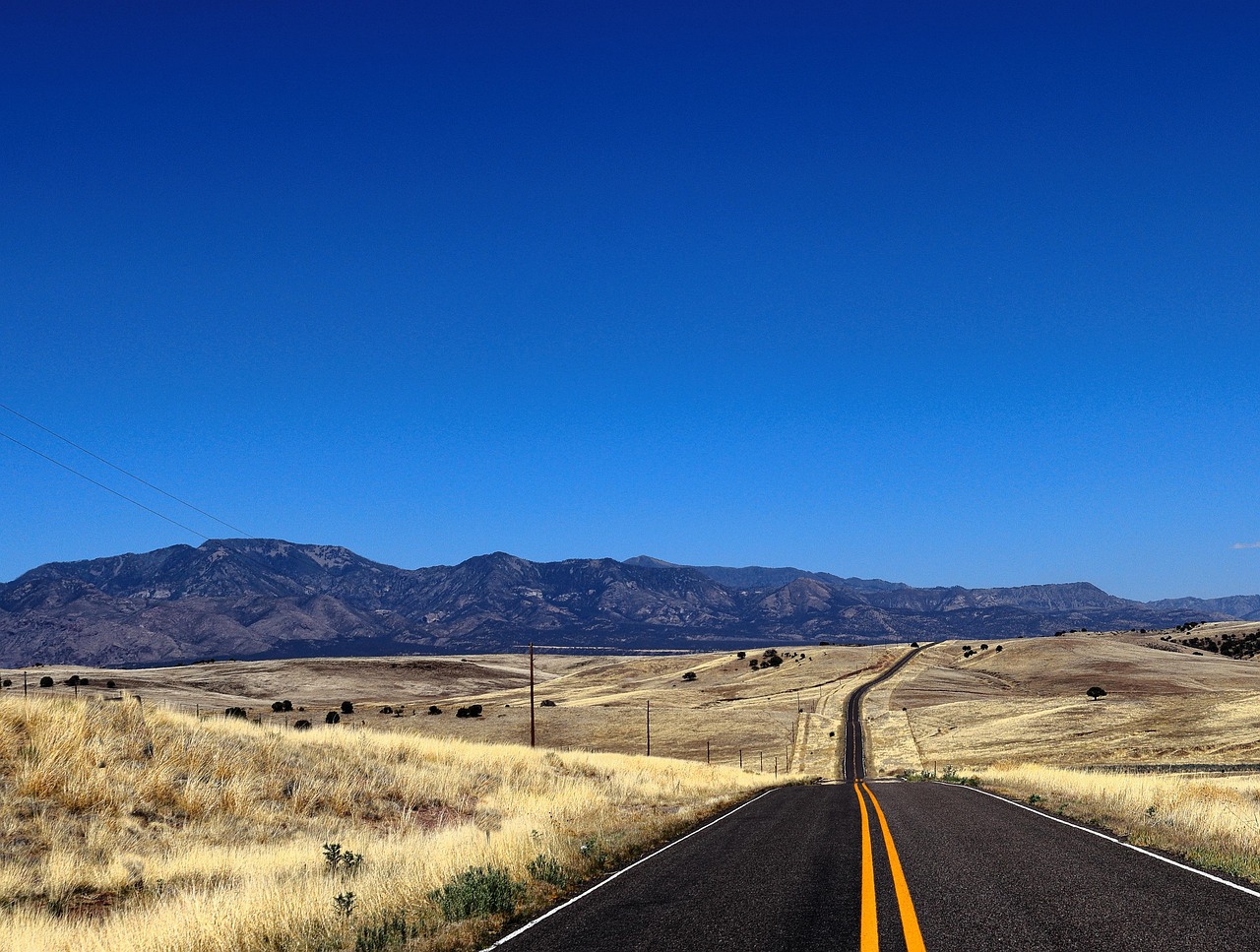 découvrez les plus belles routes de france pour un road trip inoubliable : paysages magnifiques, villages pittoresques et aventures uniques vous attendent.