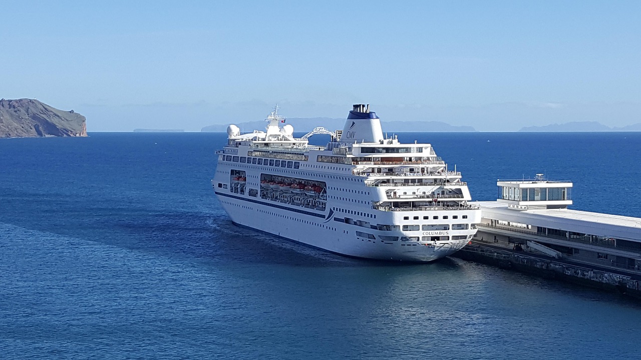 découvrez une croisière méditerranéenne inoubliable à travers des paysages pittoresques, des villes historiques et des eaux cristallines. profitez d'une escapade alliant détente, culture et gastronomie.