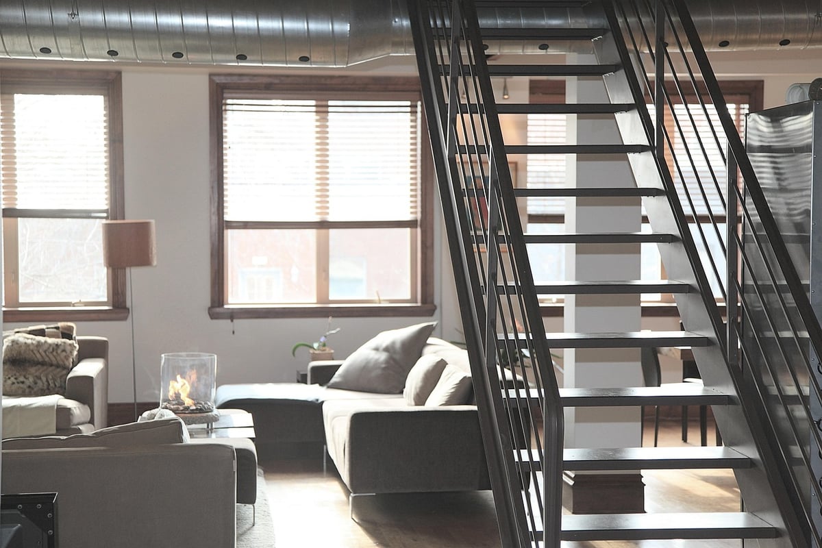 Auberge jeunesse ou hôtel : comment choisir le meilleur hébergement pour vos voyages en 2025 ?